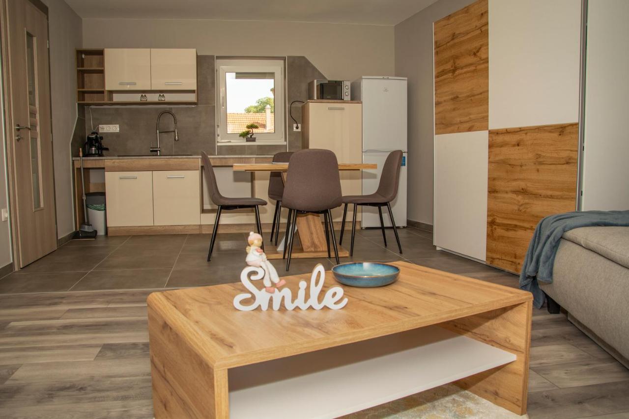 Oros House Apartmanhaz *